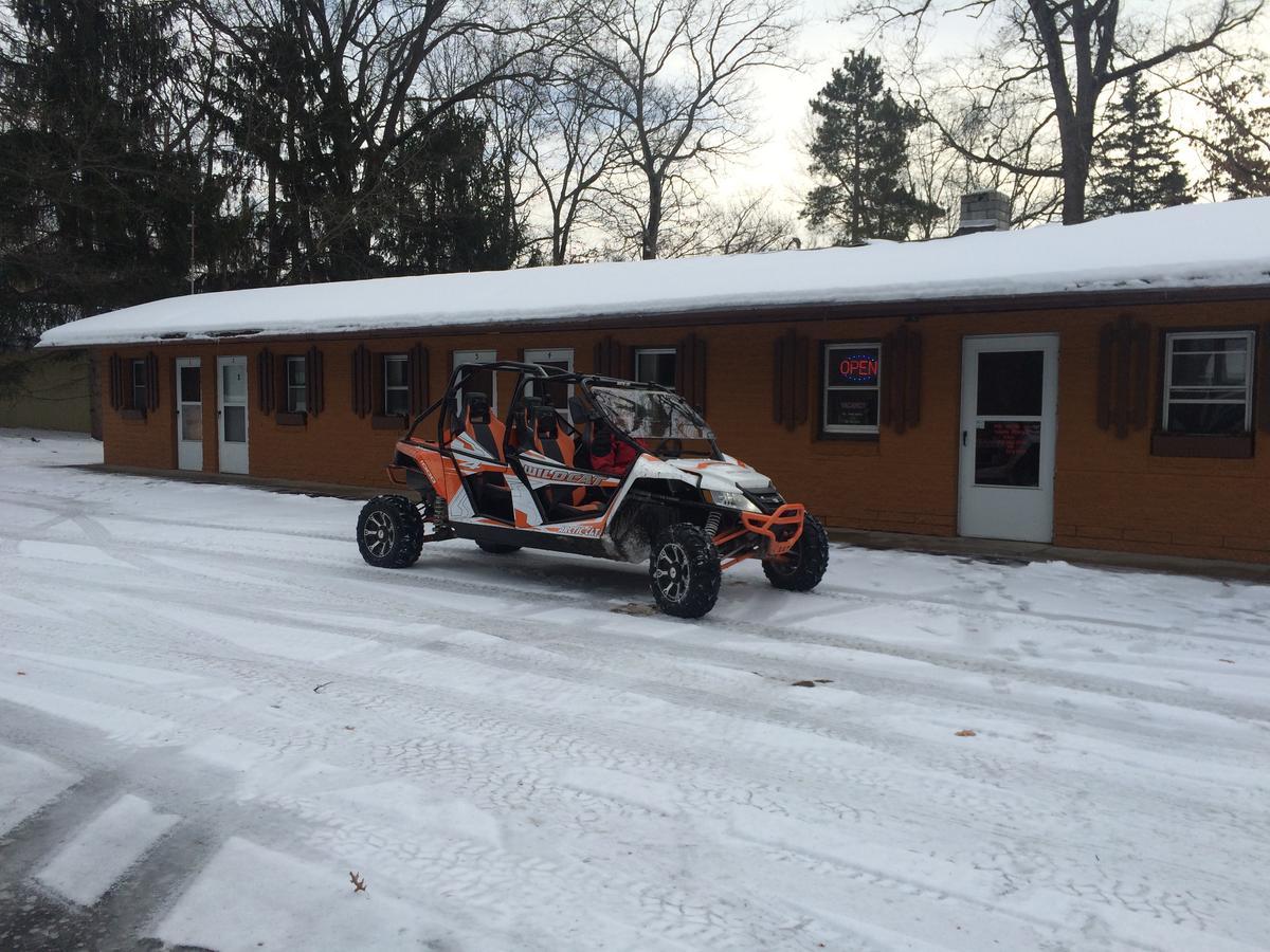 Alpine Motel Branch Экстерьер фото
