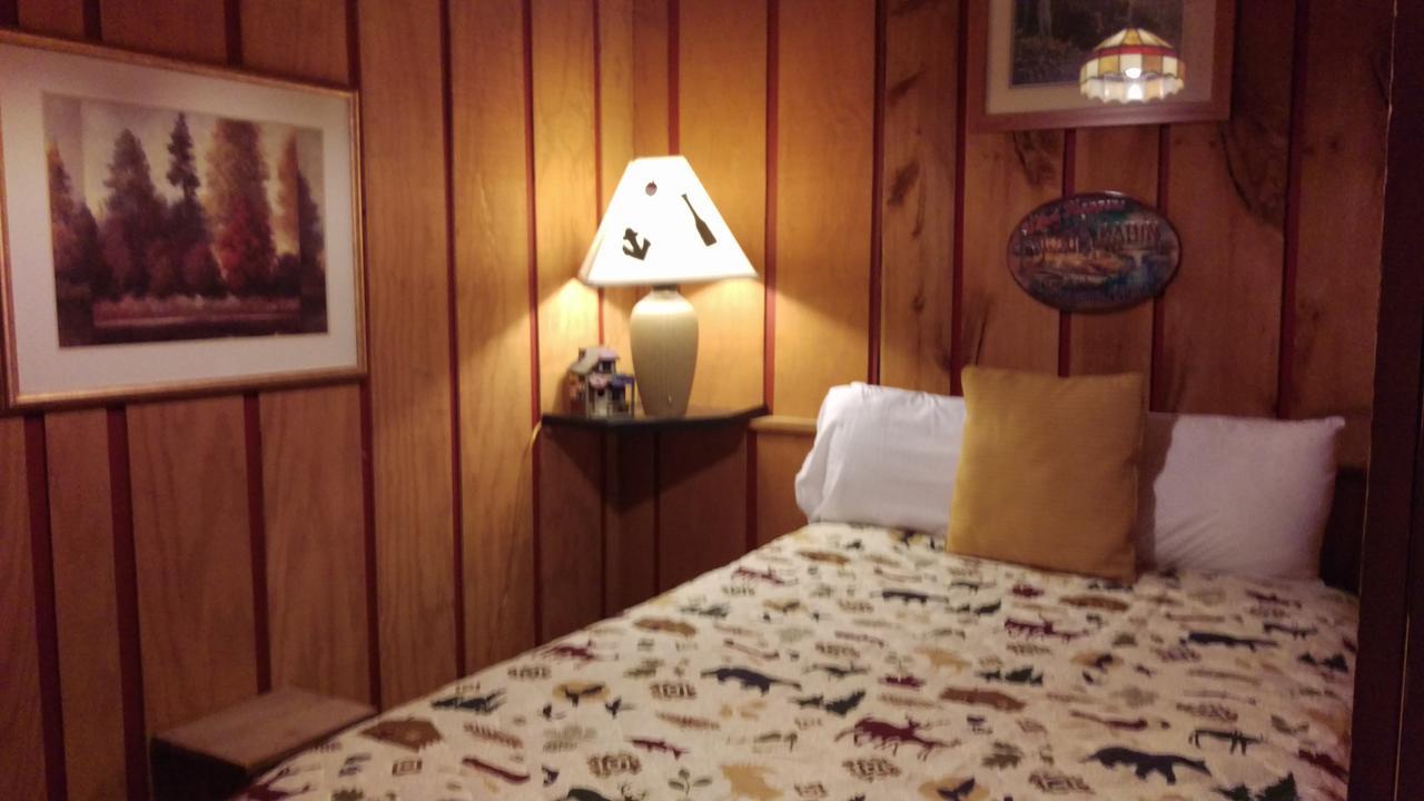 Alpine Motel Branch Экстерьер фото